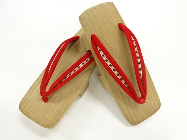 JAPANESE KIMONO / VINTAGE PAULOWNIA GETA (22 cm)